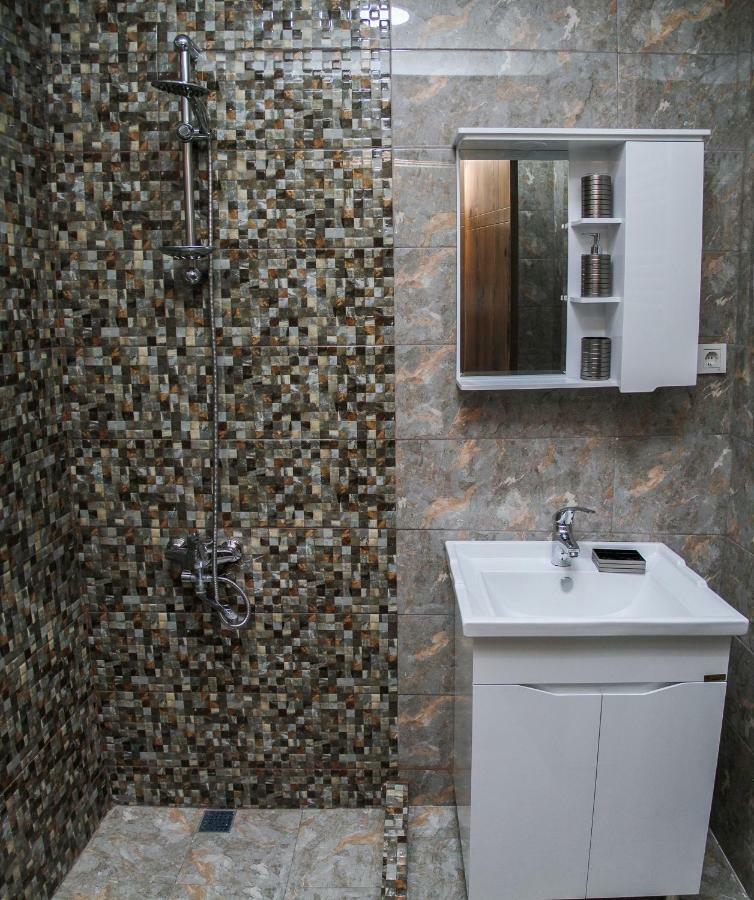 Natia'S Apartment On Dadiani St. 1 Тбилиси Екстериор снимка