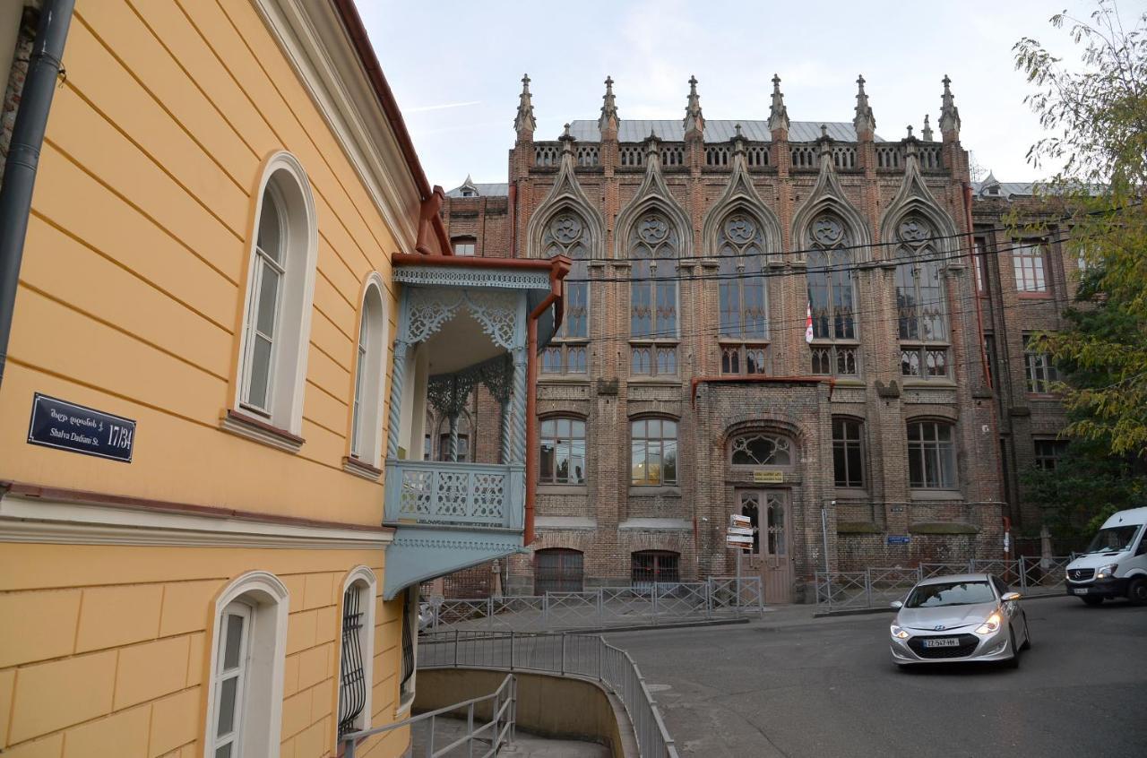 Natia'S Apartment On Dadiani St. 1 Тбилиси Екстериор снимка
